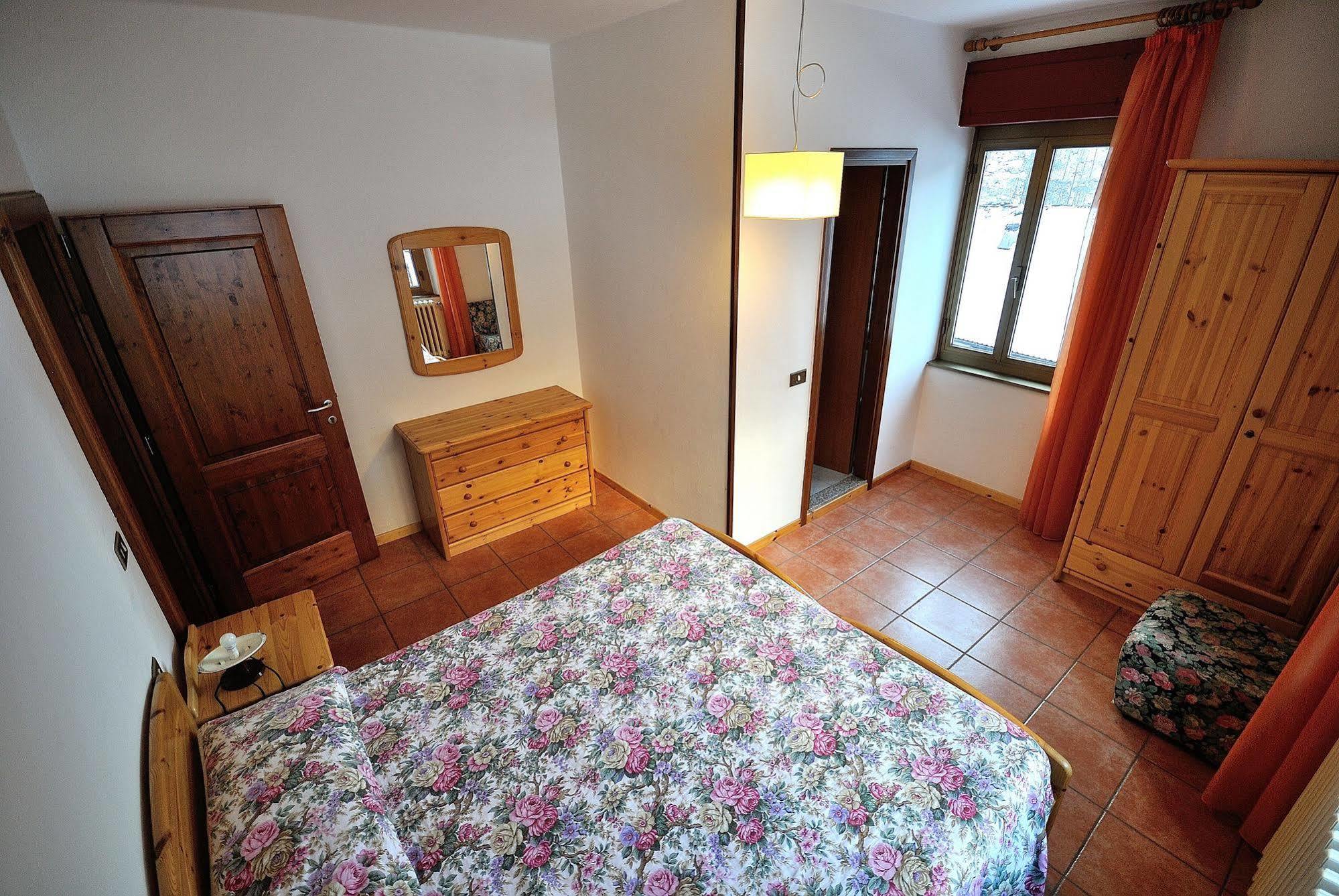 Albergo Morandi Valbondione Exterior photo