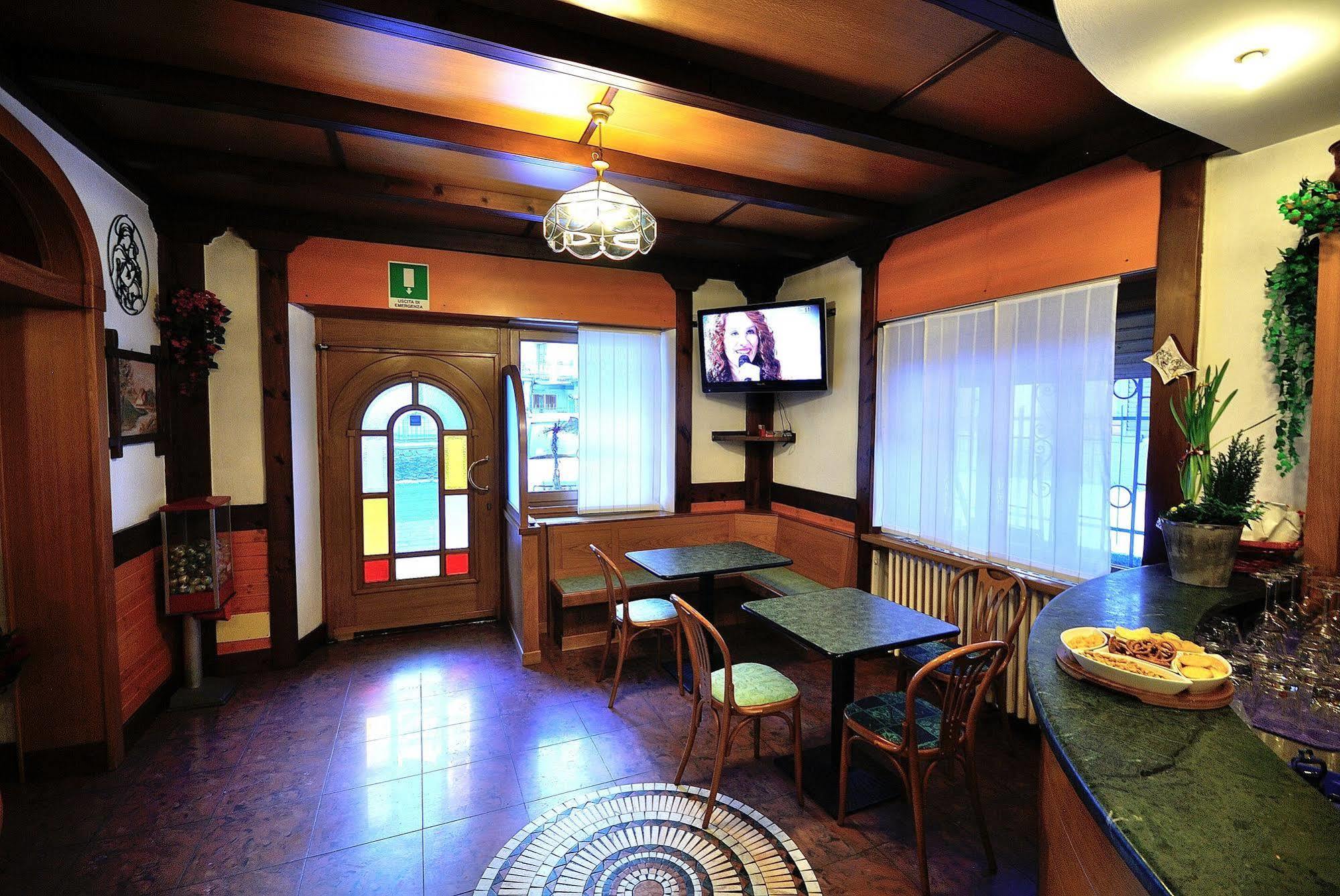 Albergo Morandi Valbondione Exterior photo